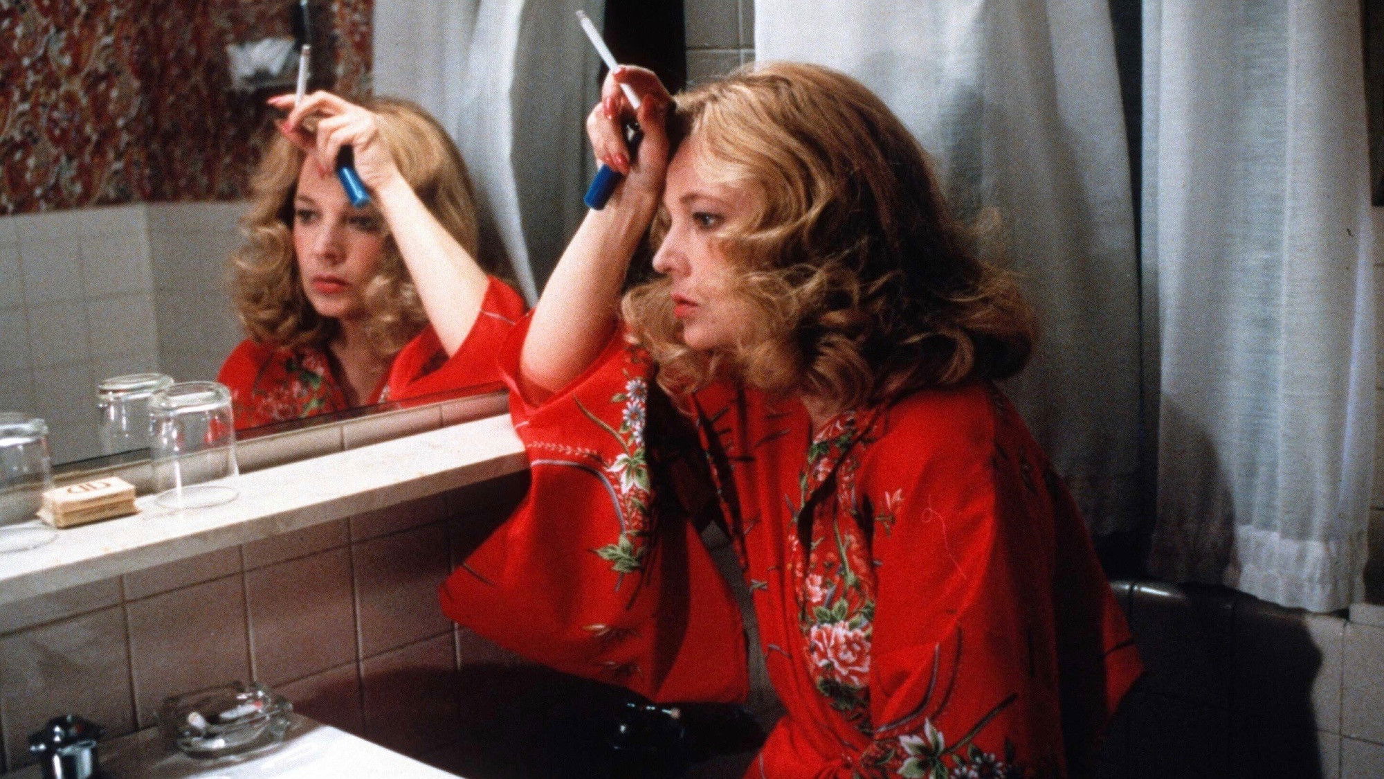Gloria, still 2