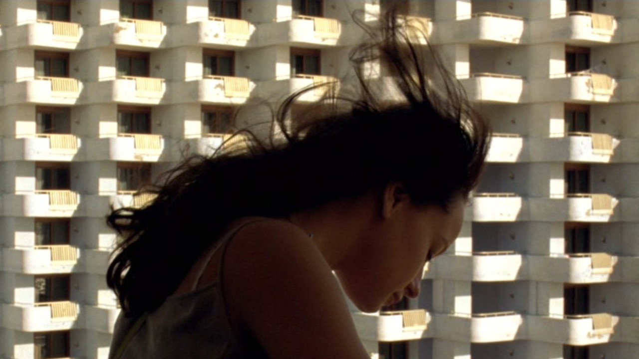 Morvern Callar, still 3