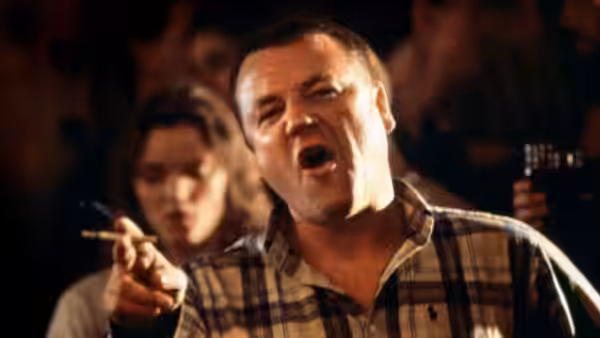 Ray Winstone as Ray in Nil by Mouth (1997)