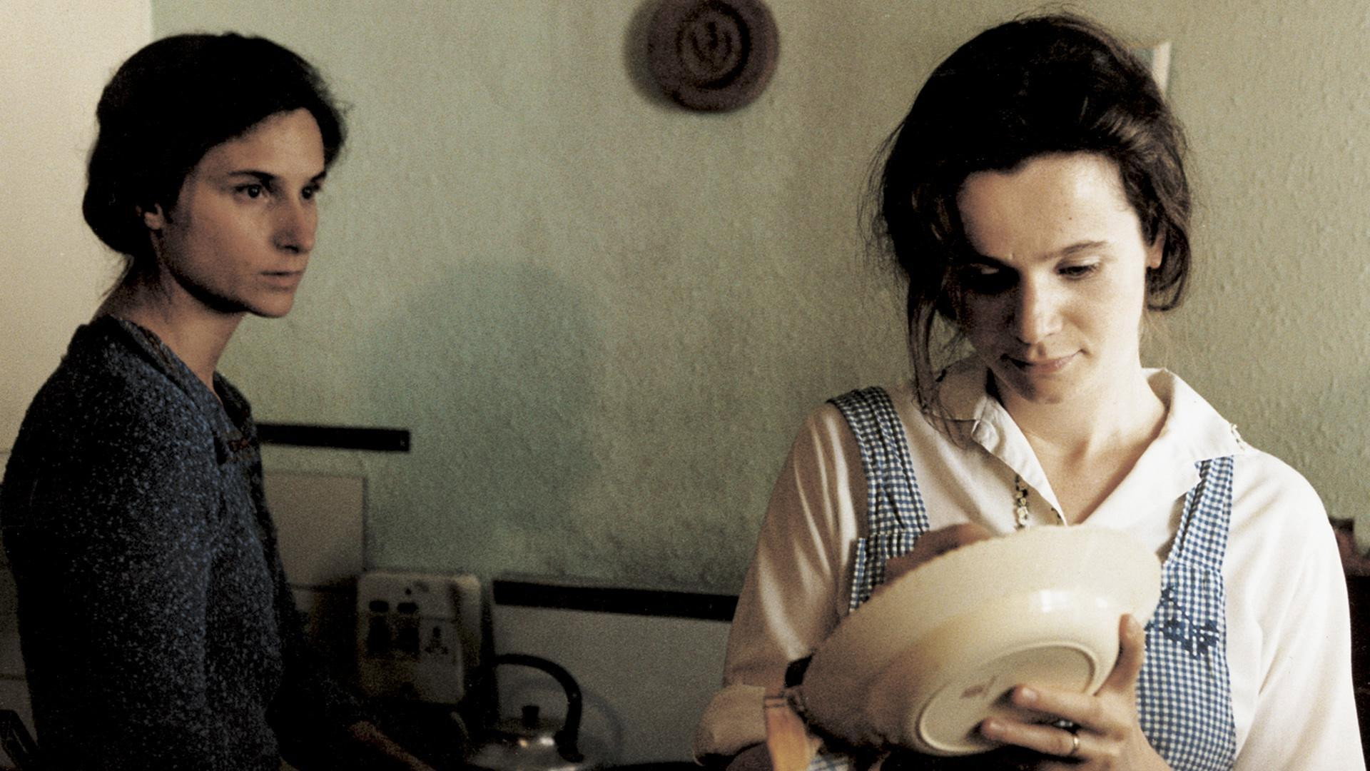 Breaking the Waves, still 5