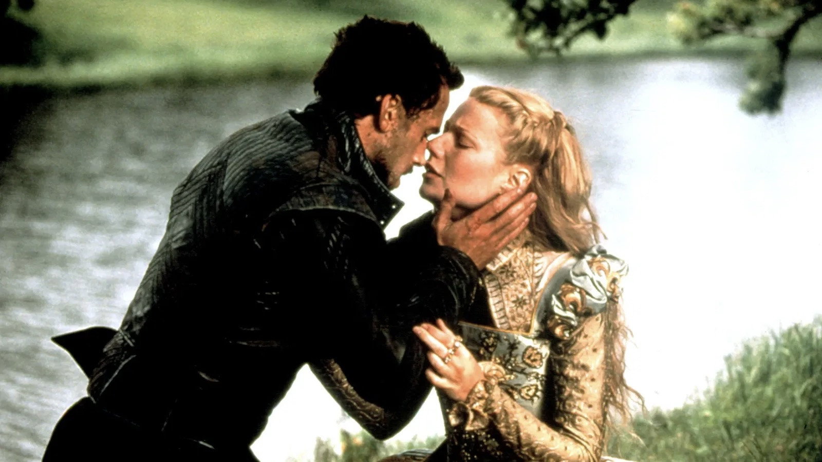 Shakespeare in Love, still 1