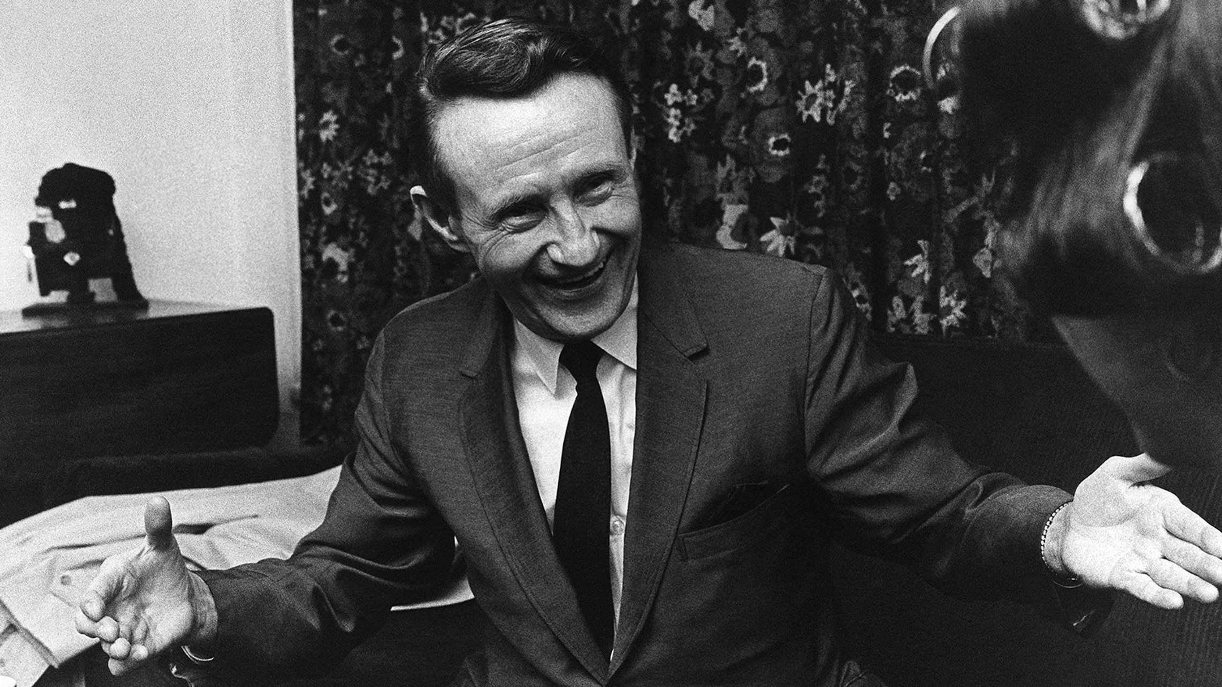 Salesman, still 3