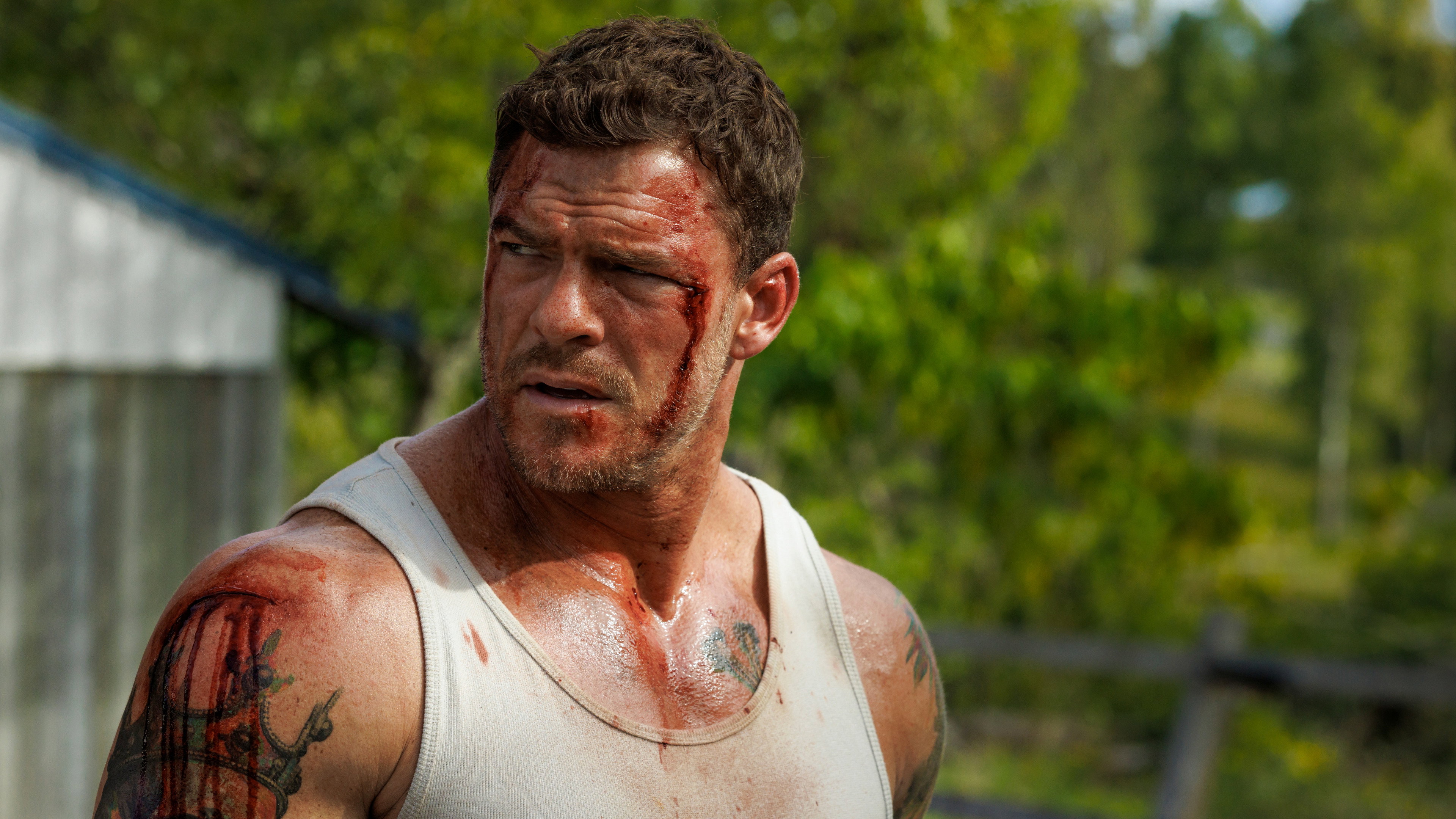 Runner, still 6