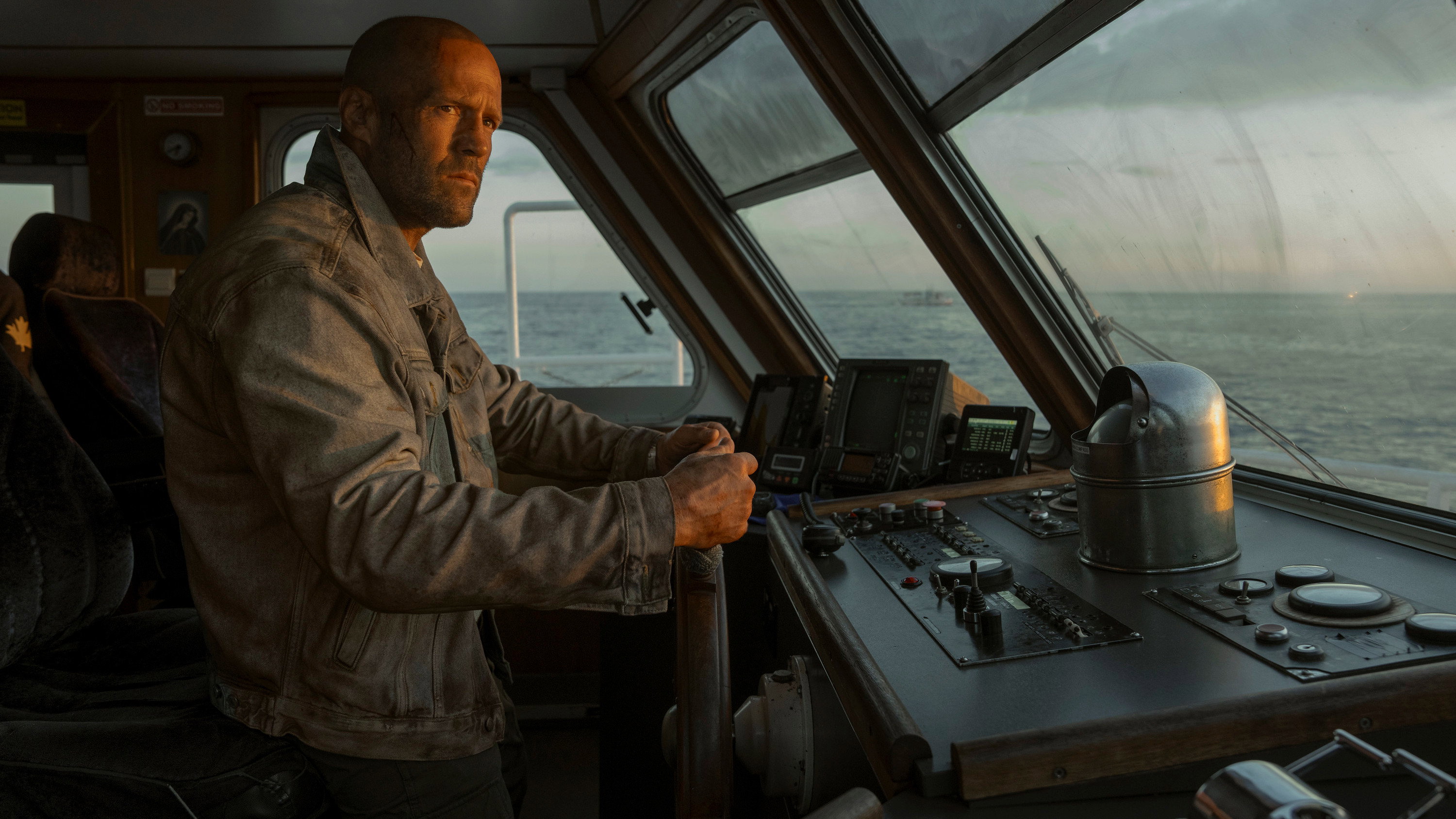 Mutiny, still 2