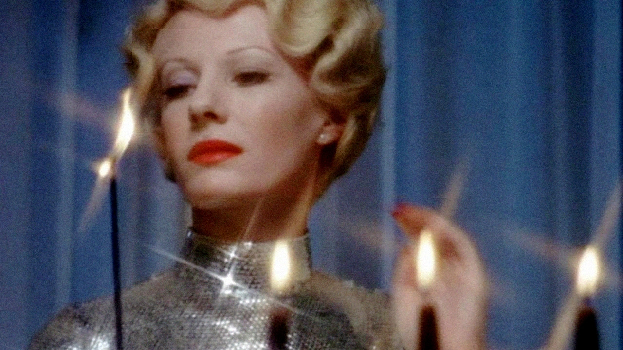 Daughters of Darkness, still 5