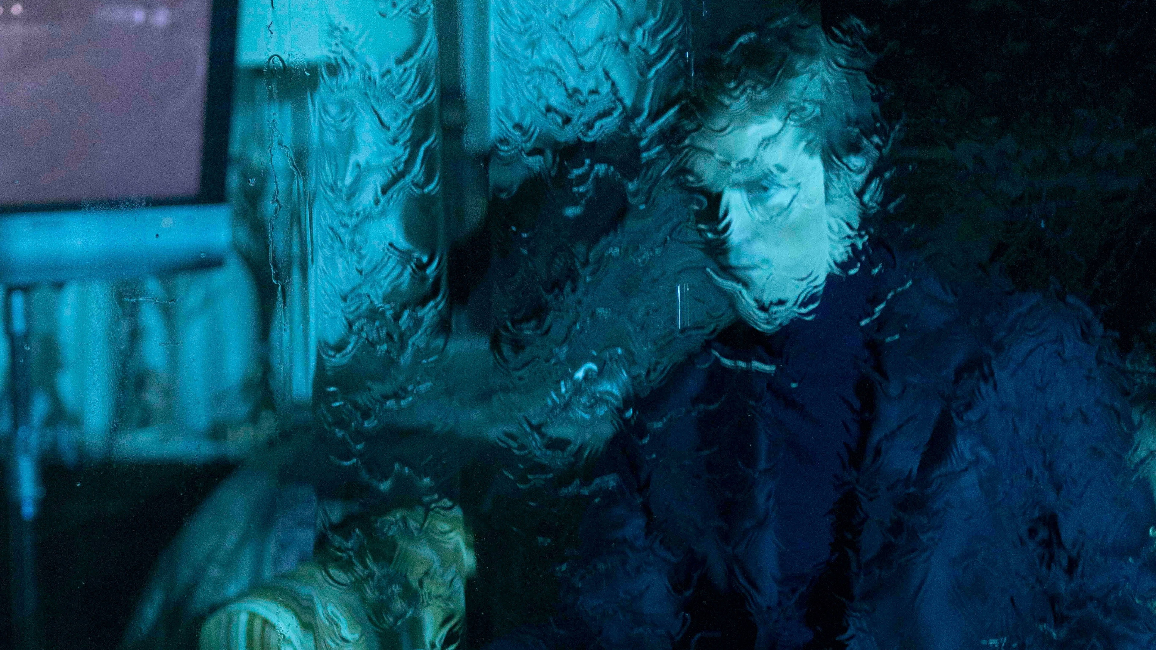 Primetime, still 6
