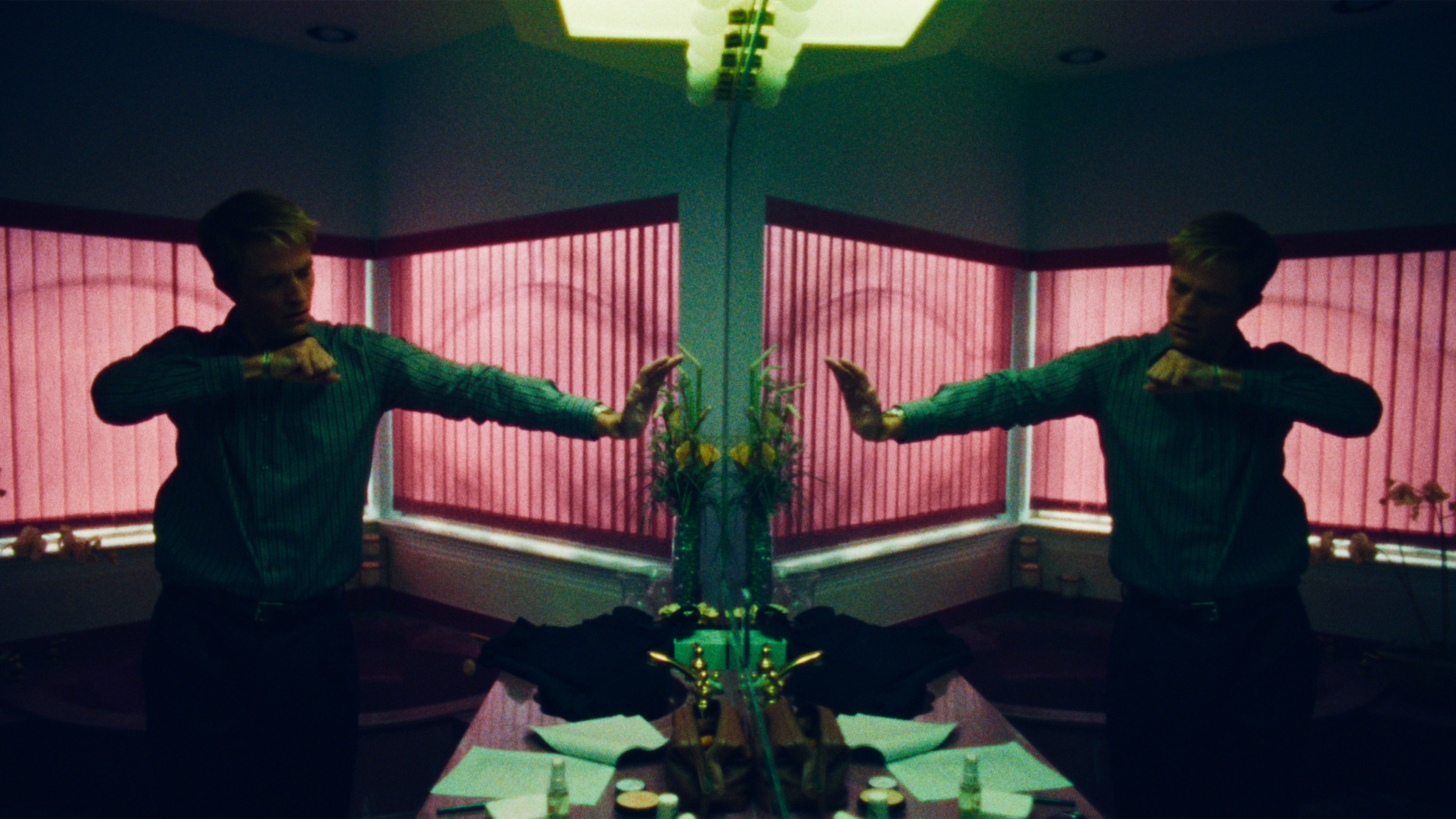 Primetime, still 5