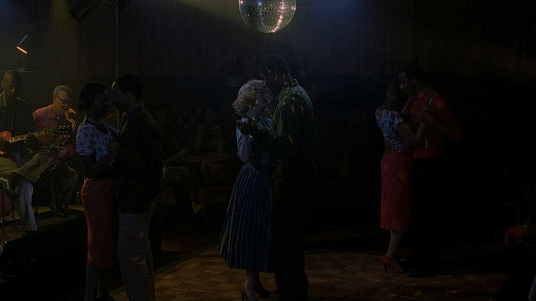 Far from Heaven, still 5