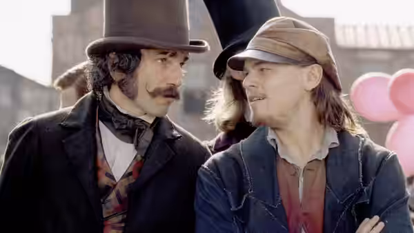 Bill 'The Butcher' Cutting (Daniel Day-Lewis) and Amsterdam Vallon (Leonardo DiCaprio) facing each other