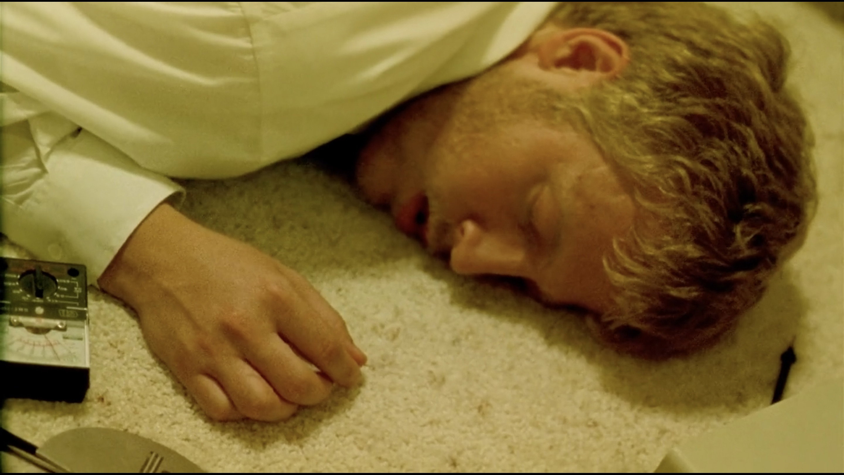Primer, still 6