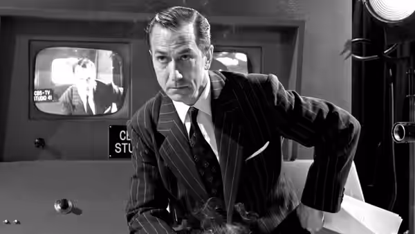 Edward R. Murrow (David Strathairn) smoking in the television control room