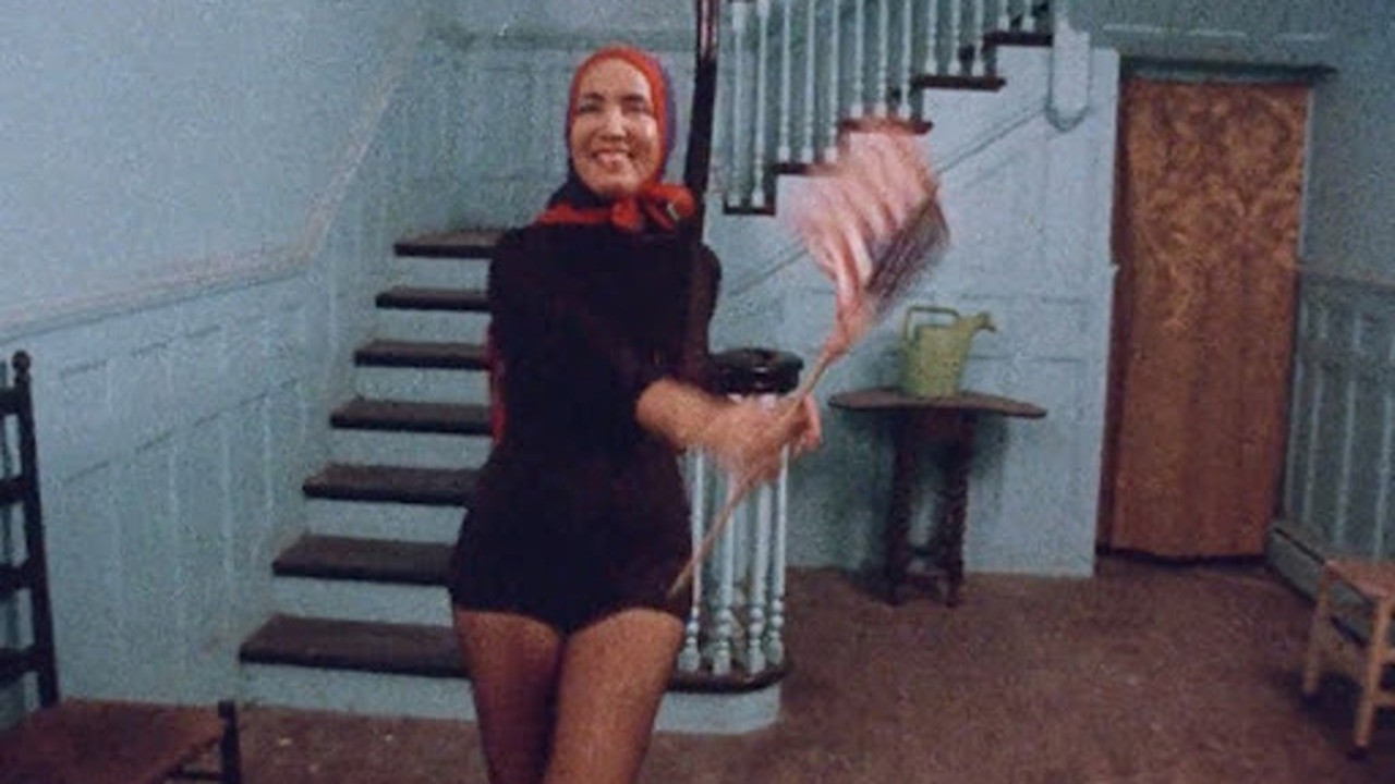 Grey Gardens, still 5