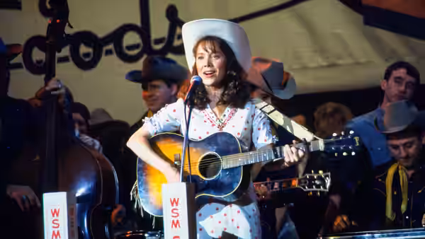 Coal Miner's Daughter, still 3