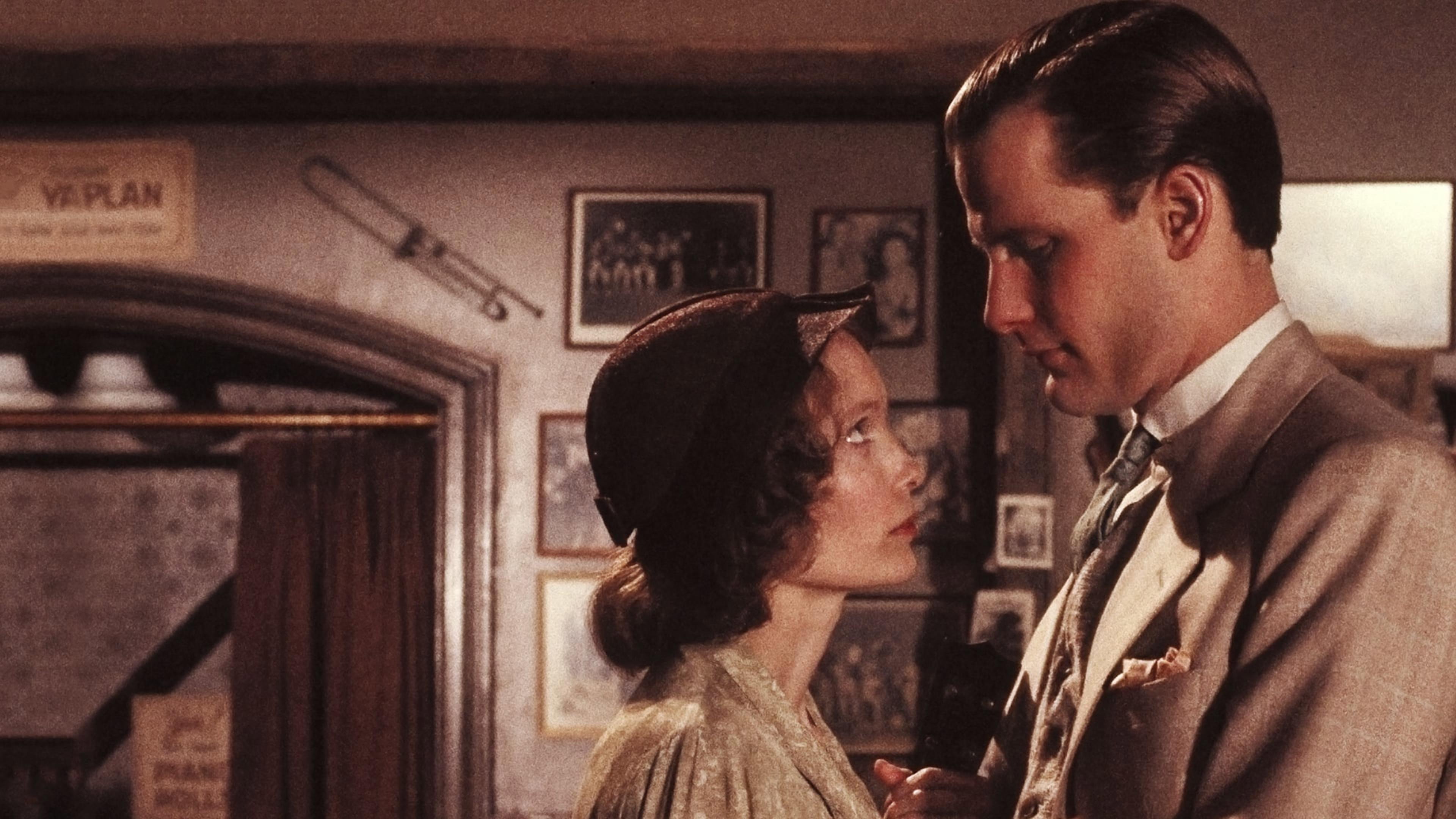 The Purple Rose of Cairo, still 2
