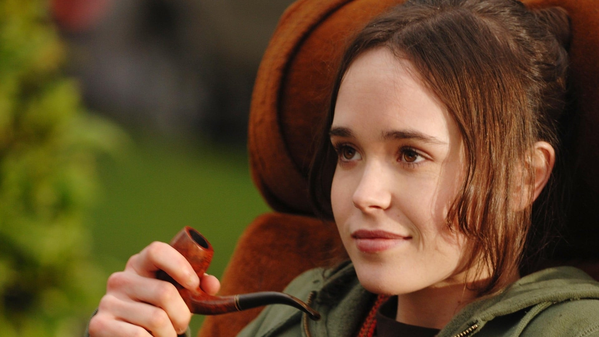 Juno, still 5
