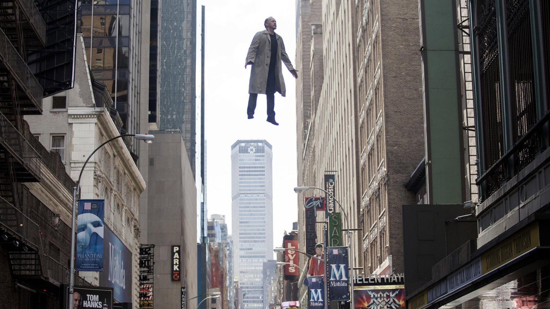 Birdman or (The Unexpected Virtue of Ignorance), still 3