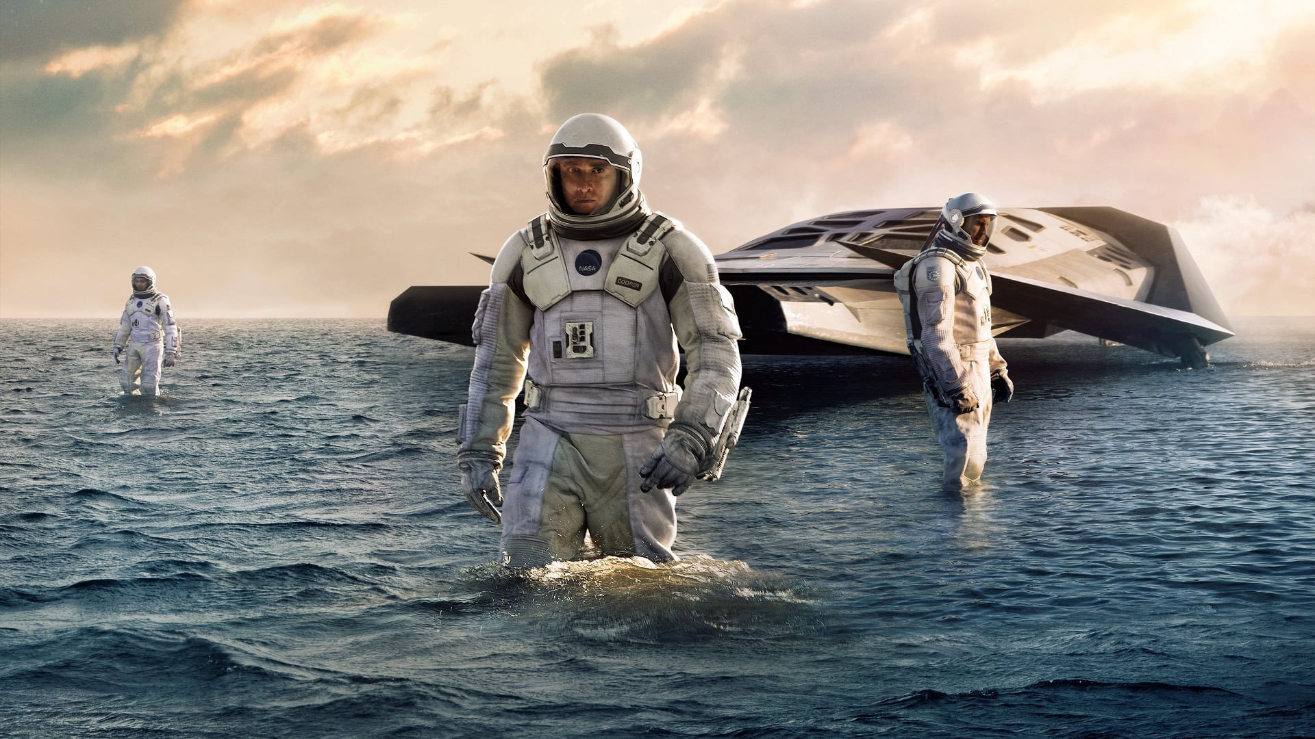 Interstellar, still 3