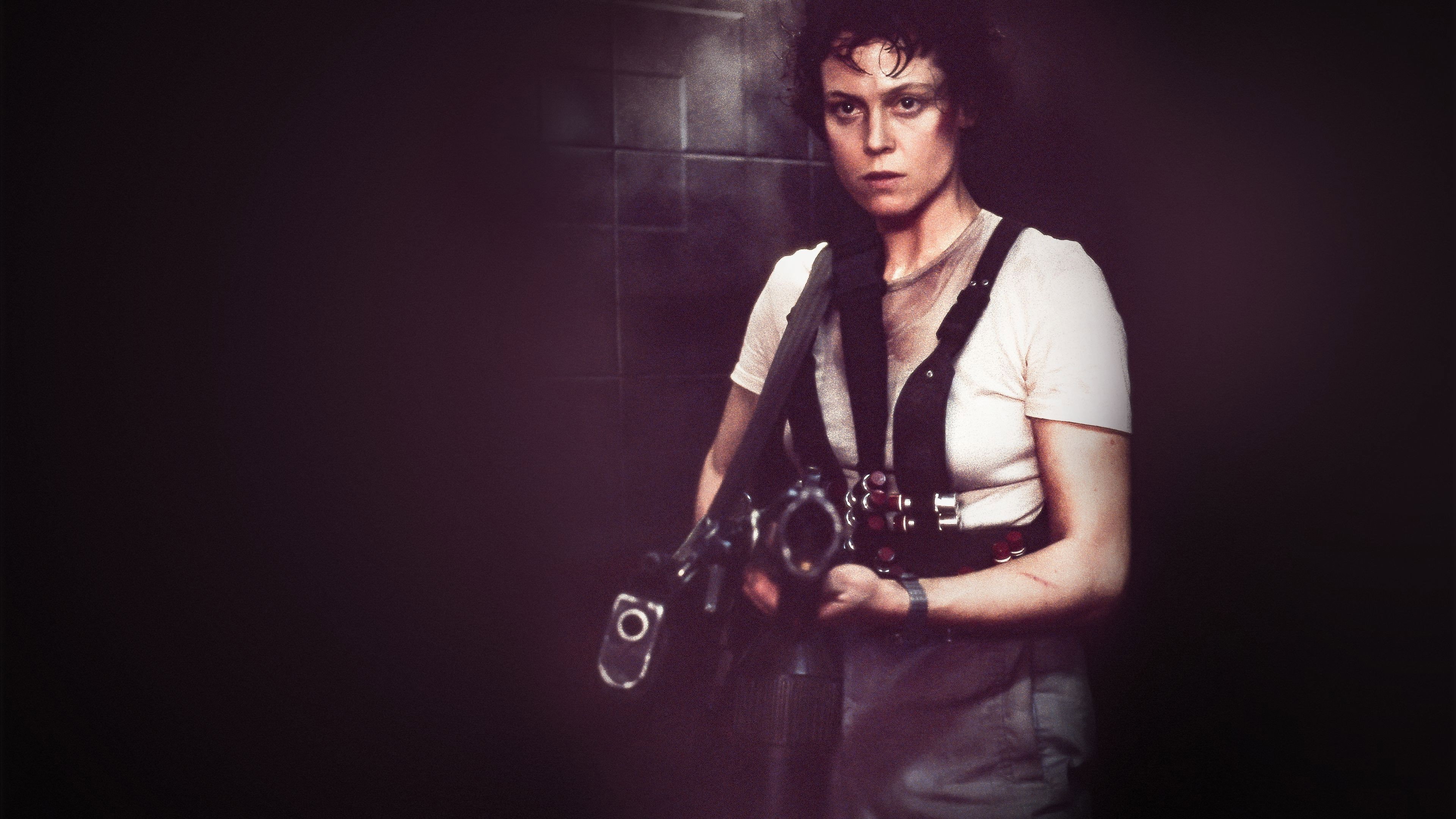 Aliens, still 4