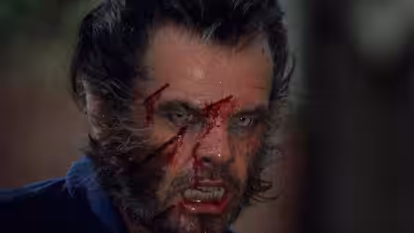 Will Randall (Jack Nicholson) snarls with blood streaking his face
