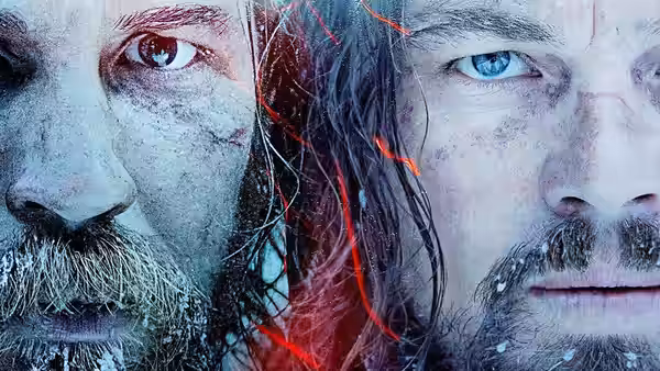 Hugh Glass (Leonardo DiCaprio) and John Fitzgerald (Tom Hardy) in close-up