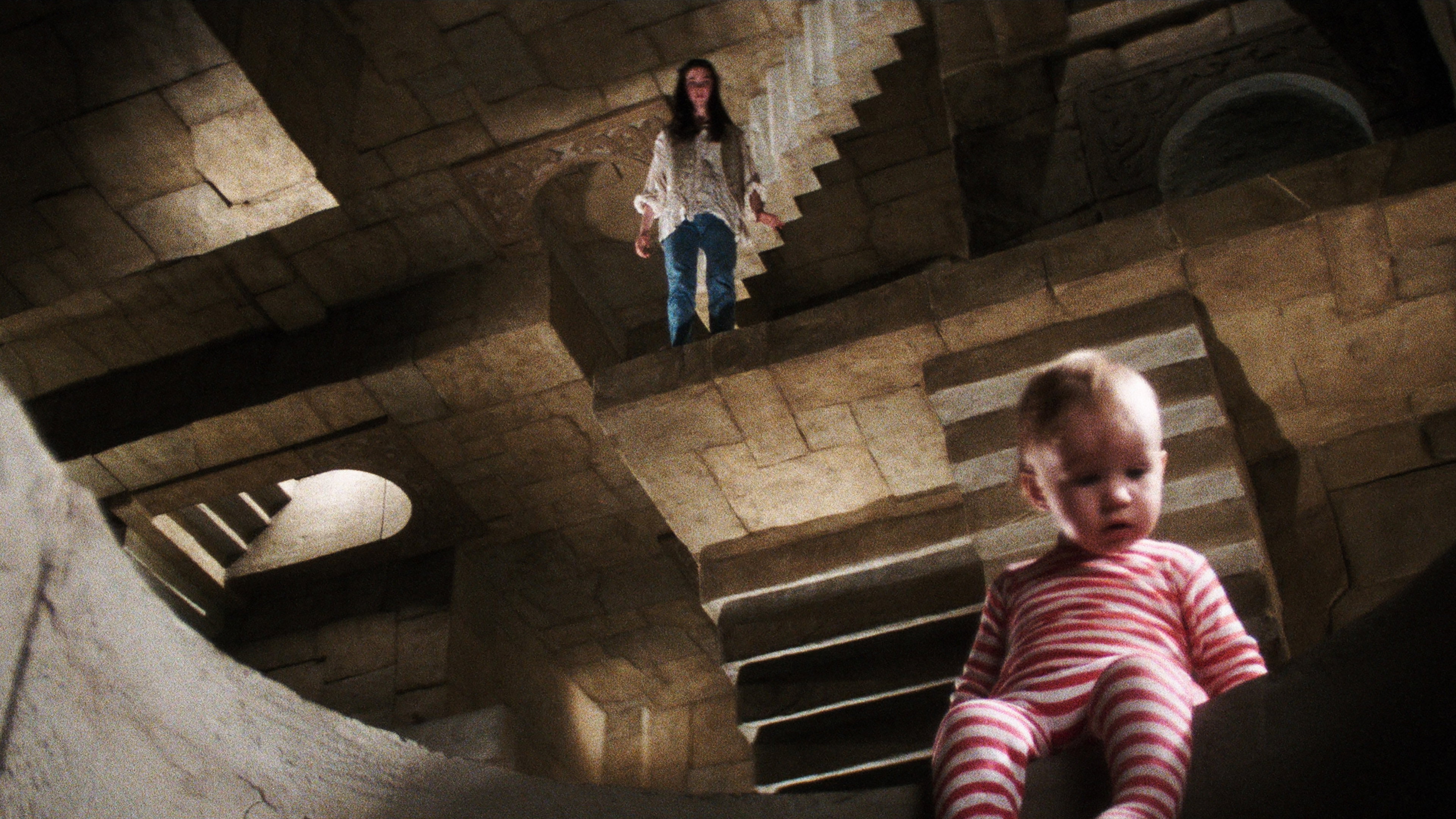 Labyrinth, still 2