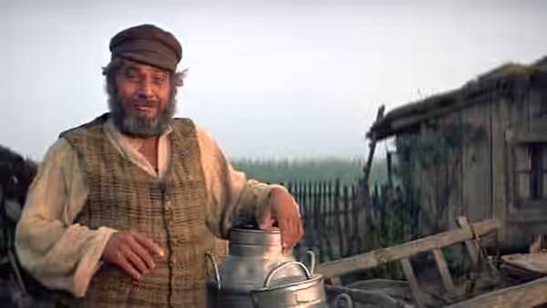 Fiddler on the Roof, still 4