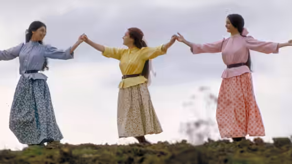 Fiddler on the Roof, still 2