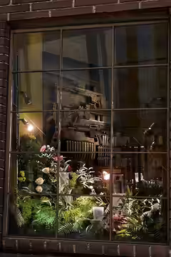 The Florist poster 3