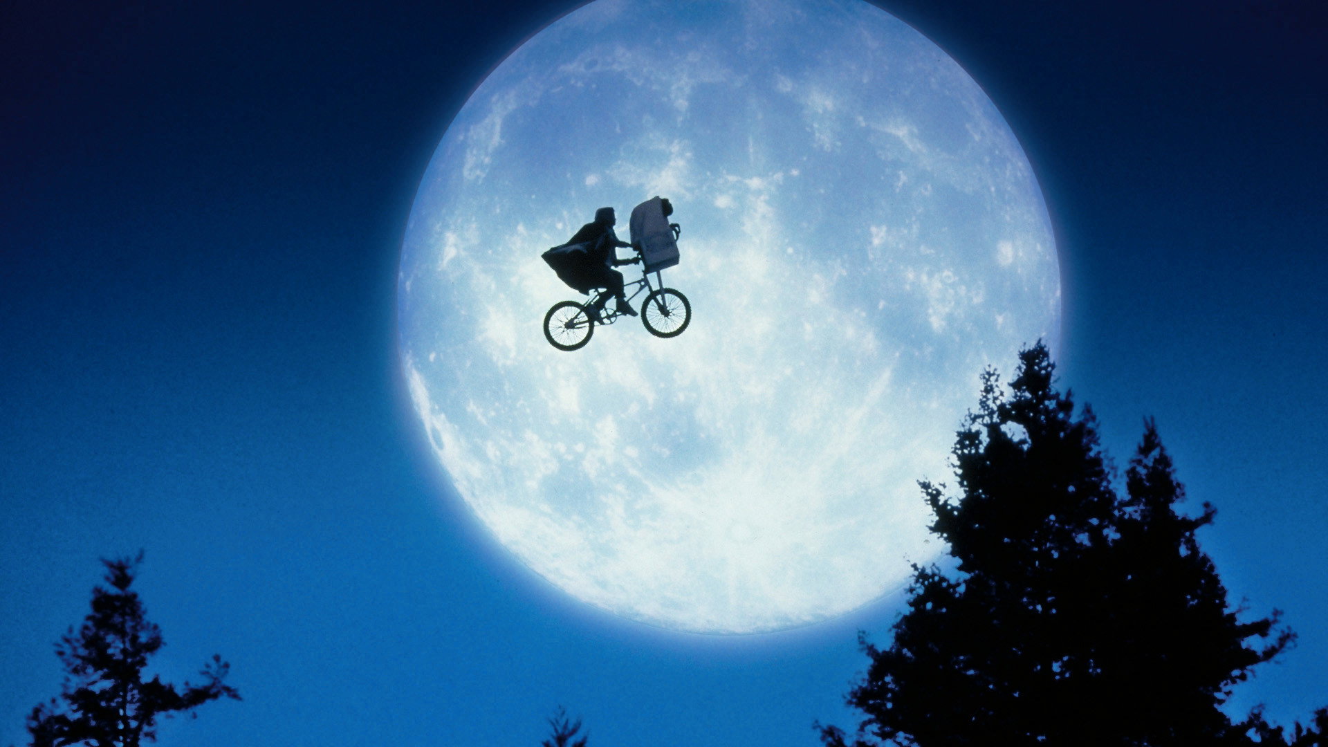 E.T. the Extra-Terrestrial, still 1