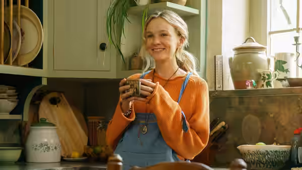 Carey Mulligan as Nell Mortimer in The Ballad of Wallis Island (2025)