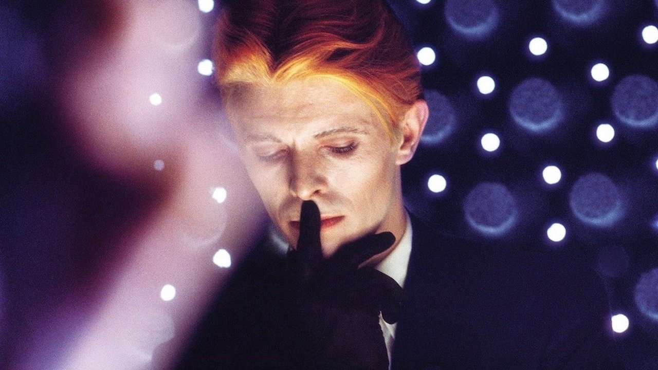 The Man Who Fell to Earth, still 3