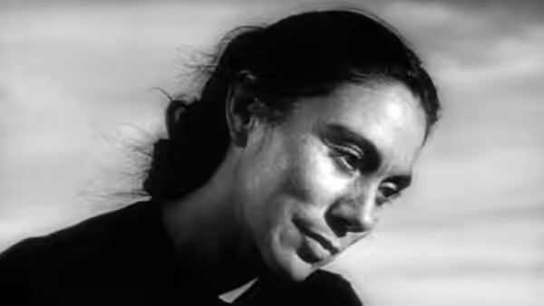 Esperanza Quintero (Rosaura Revueltas) looks down thoughtfully
