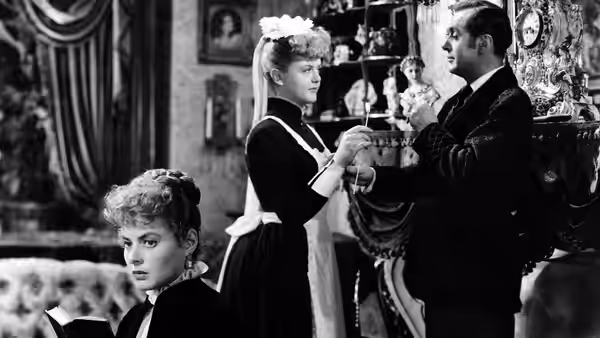 Gaslight, still 1