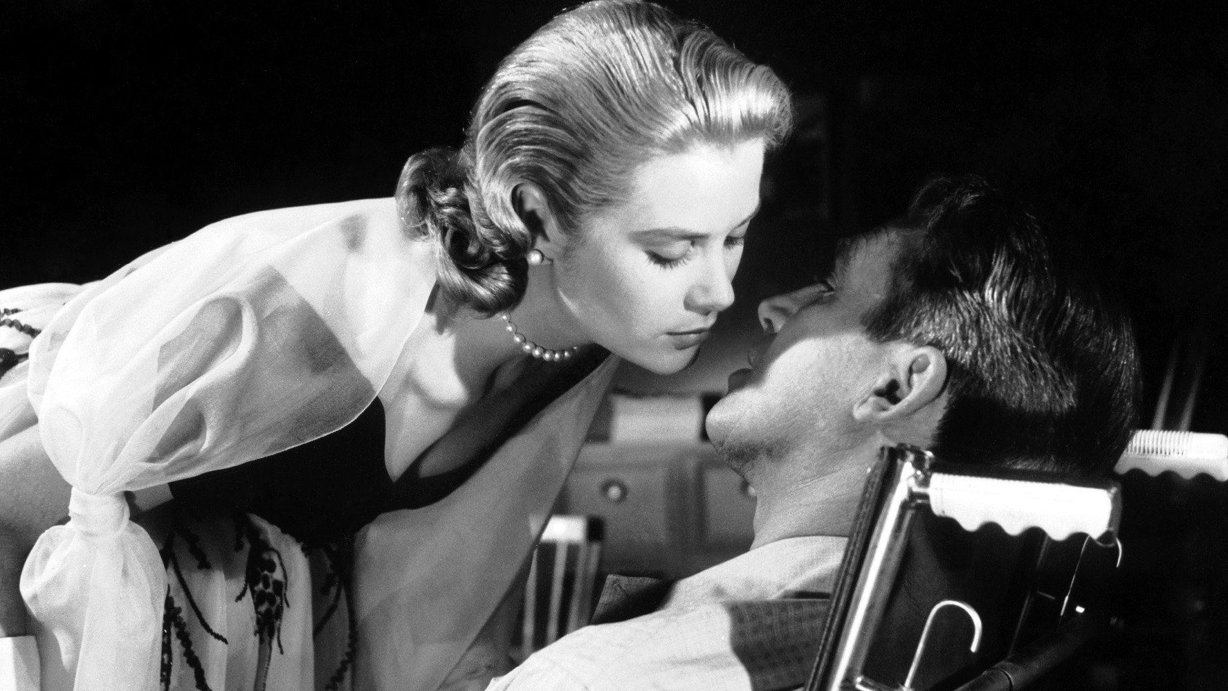 Rear Window, still 2