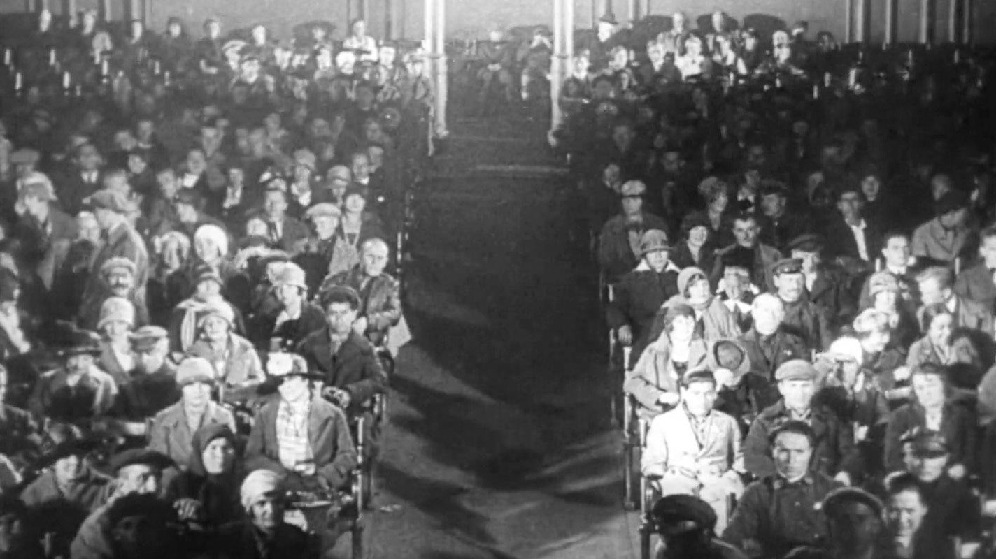 Man with a Movie Camera, still 3
