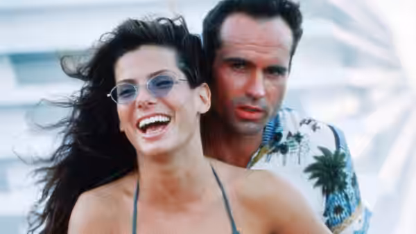 Sandra Bullock as Annie in Speed 2: Cruise Control (1997)