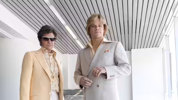 Liberace (Michael Douglas) and Scott Thorson (Matt Damon) in matching suits