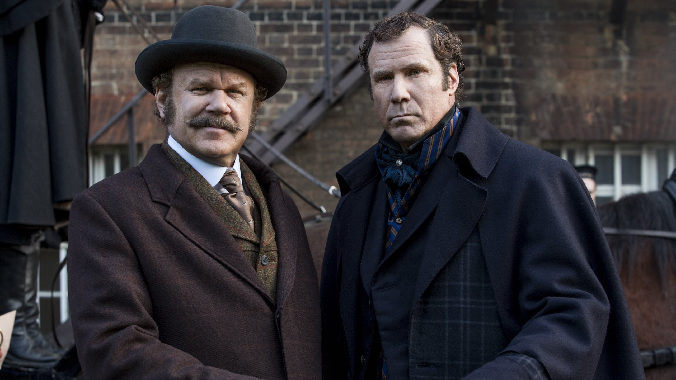 Holmes & Watson, still 2