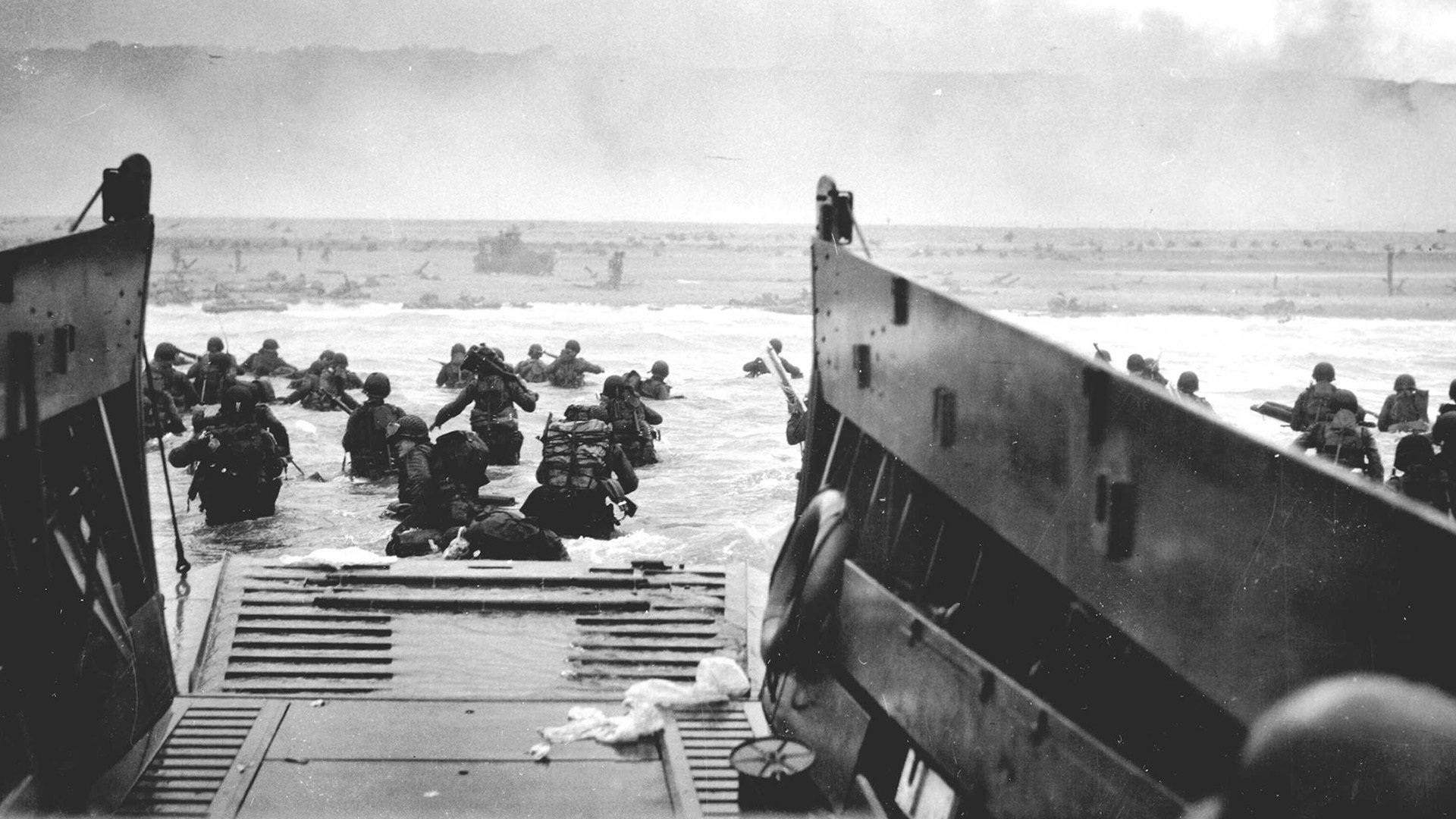 The World at War, still 1