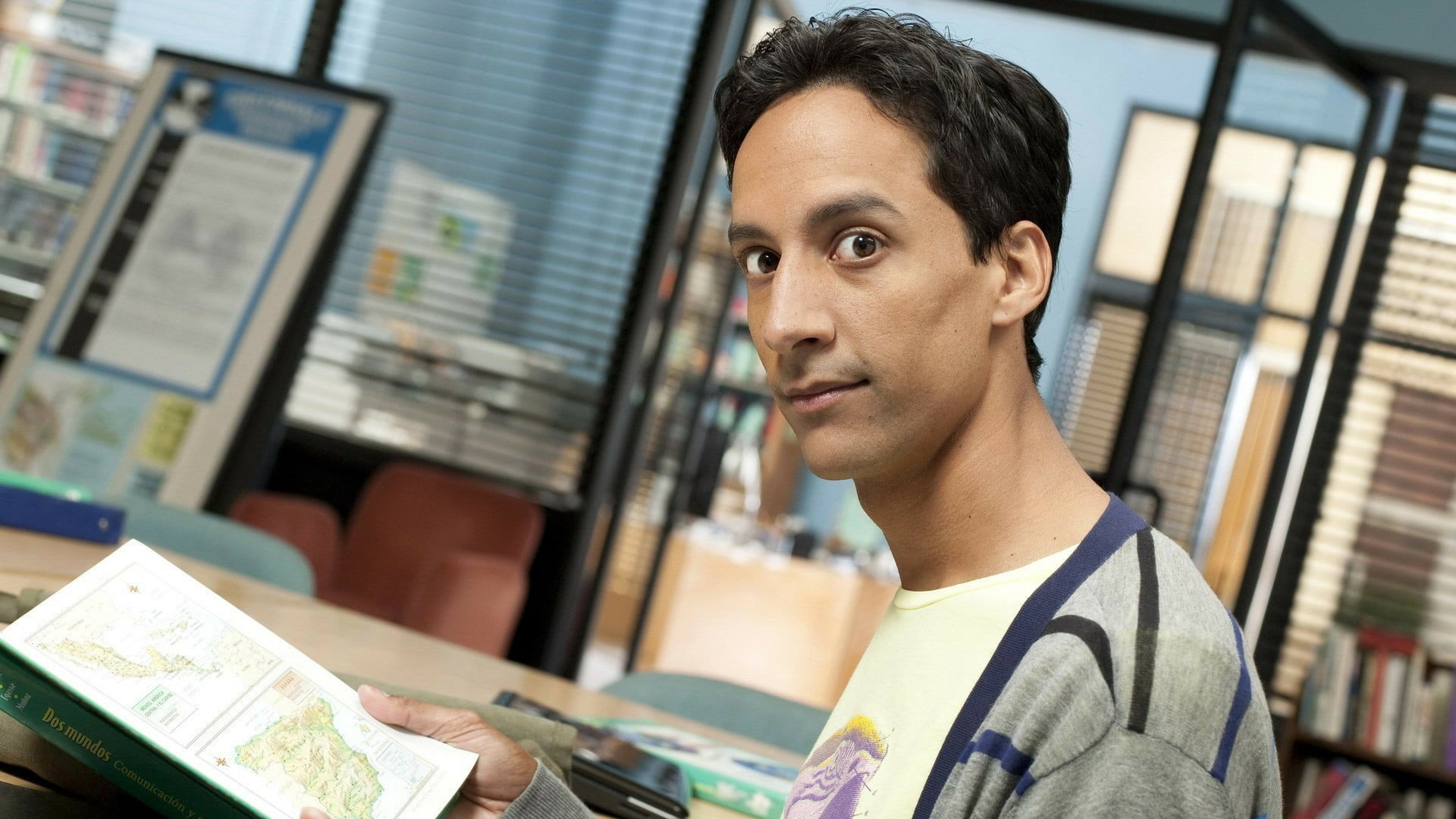 Community, still 4
