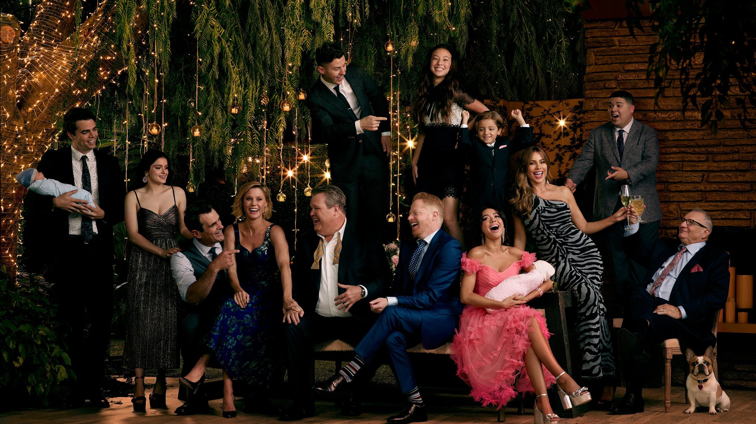 Modern Family, still 1