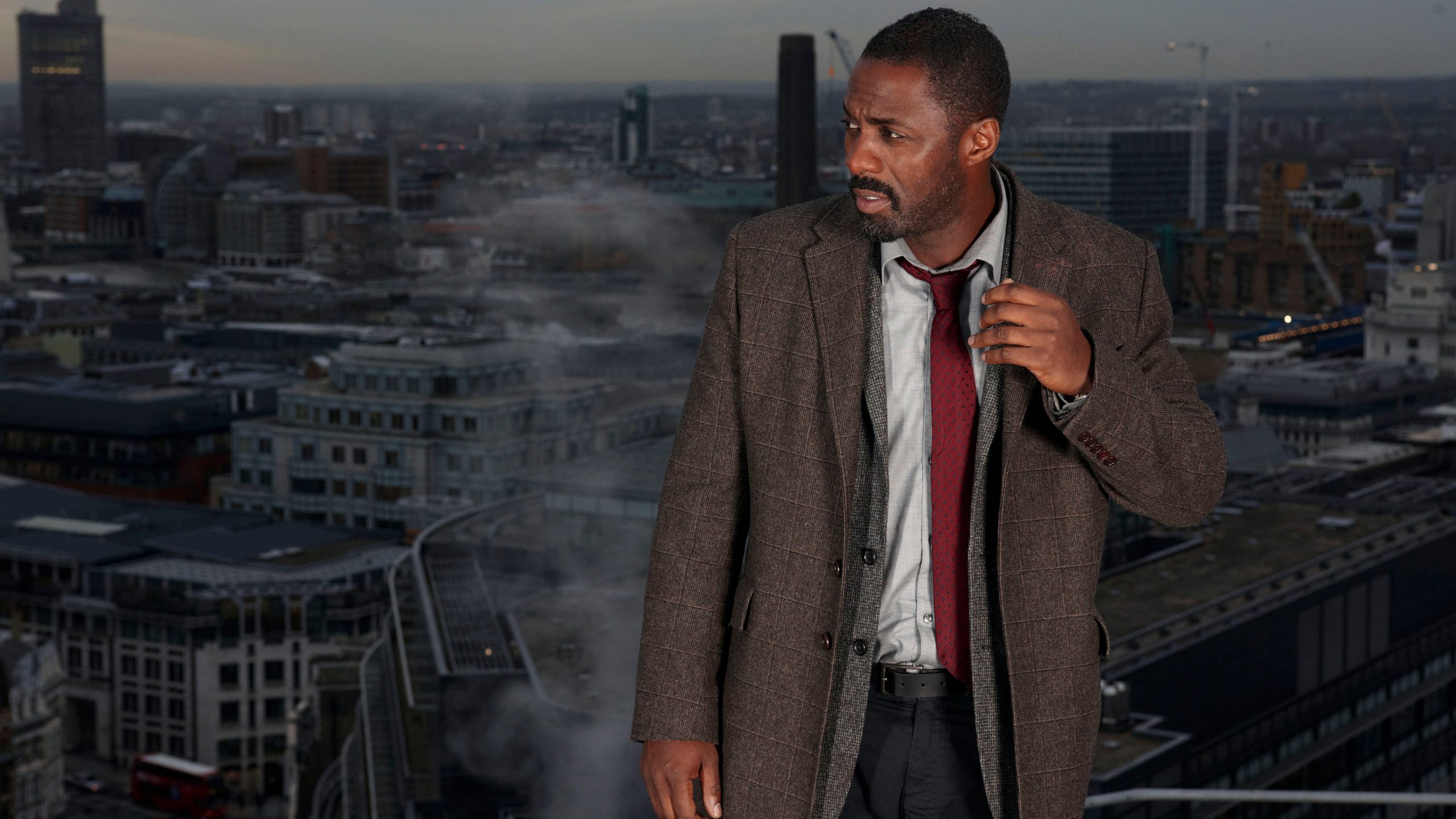 Luther, still 3