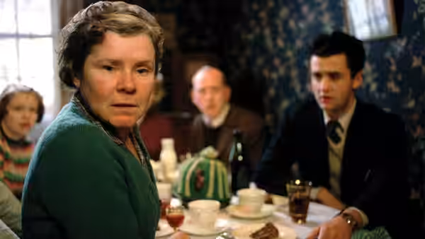 Daniel Mays as Sid in Vera Drake (2004)