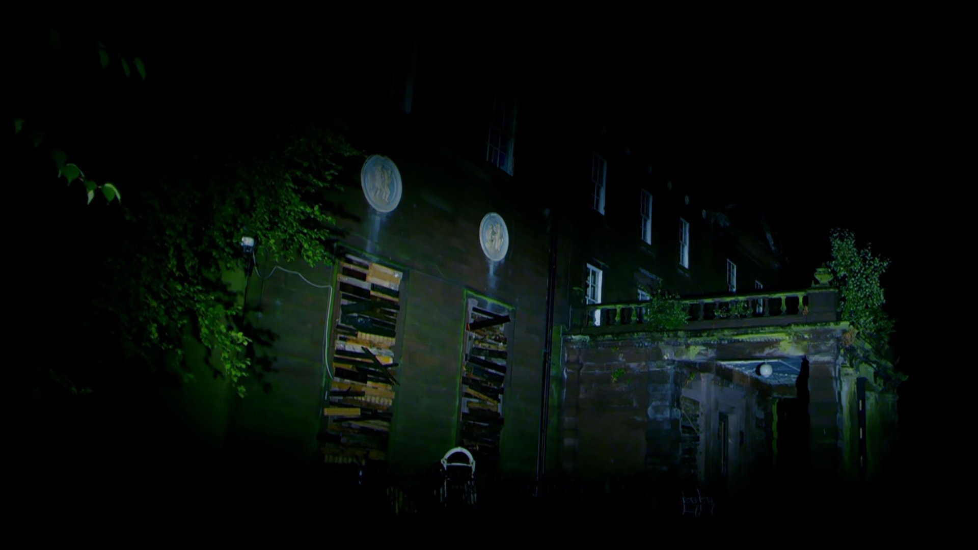 Utopia, still 6