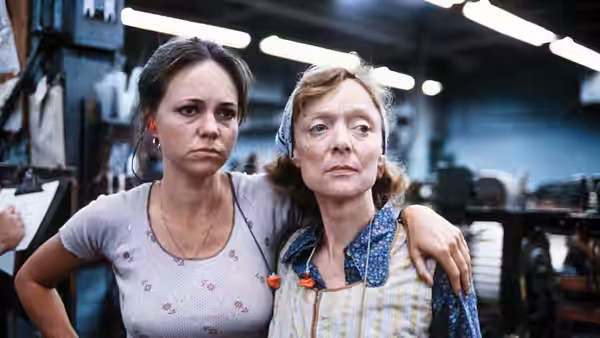 Norma Rae, still 2