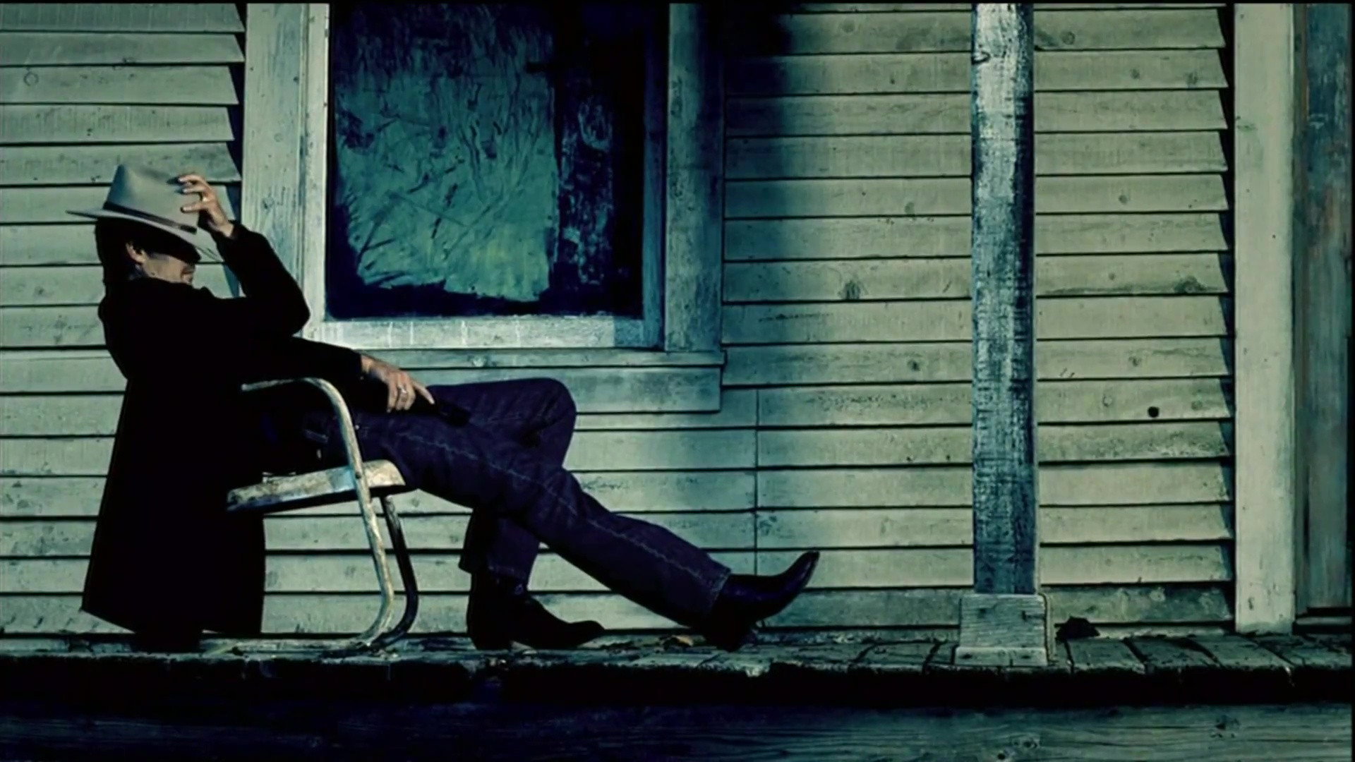 Justified, still 3