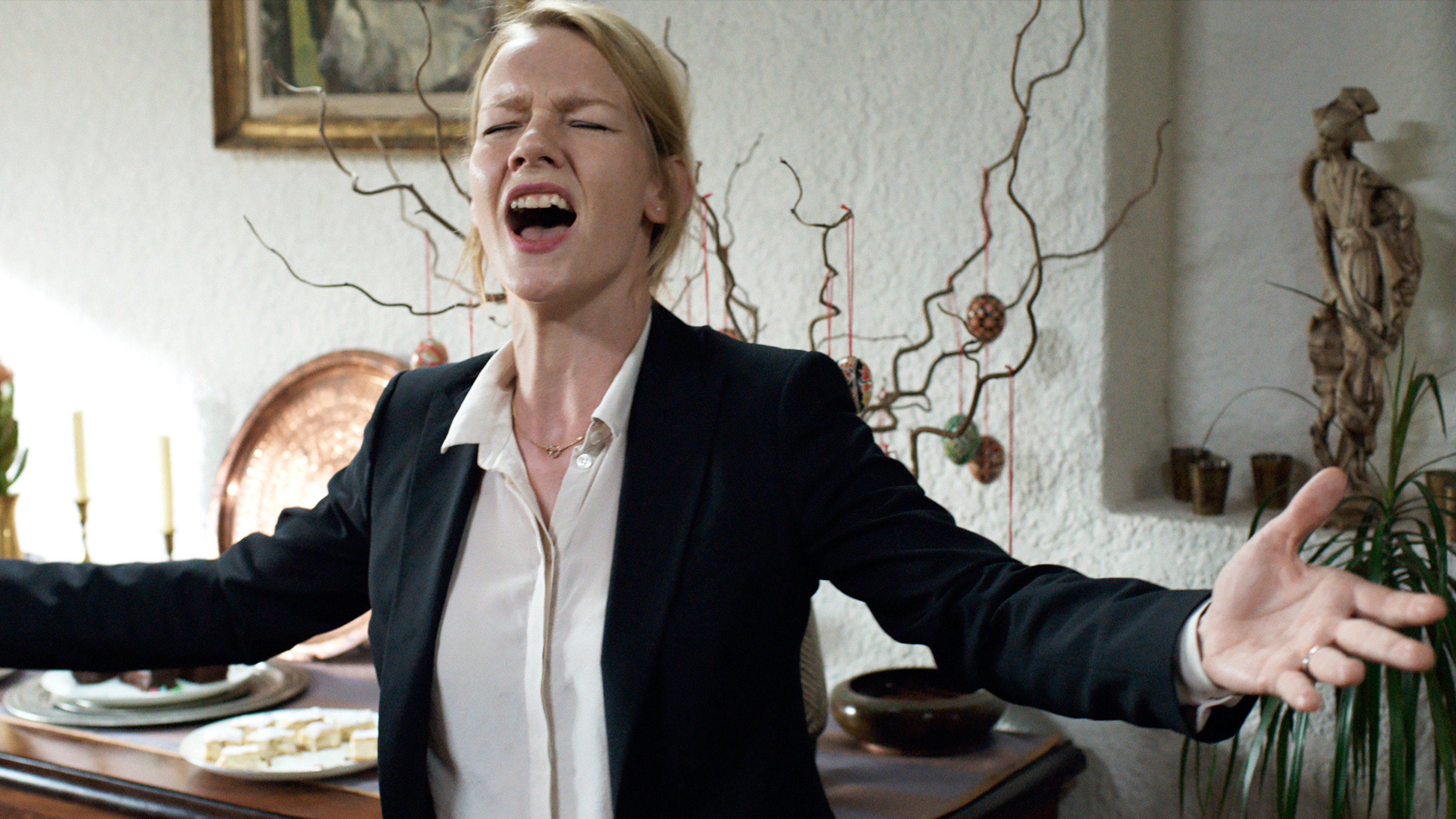 Toni Erdmann, still 1